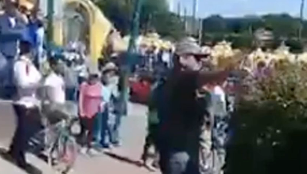 Građani zauzeli zatvor, oteli otmičare, a onda su uzeli pravdu u SVOJE RUKE (VIDEO)