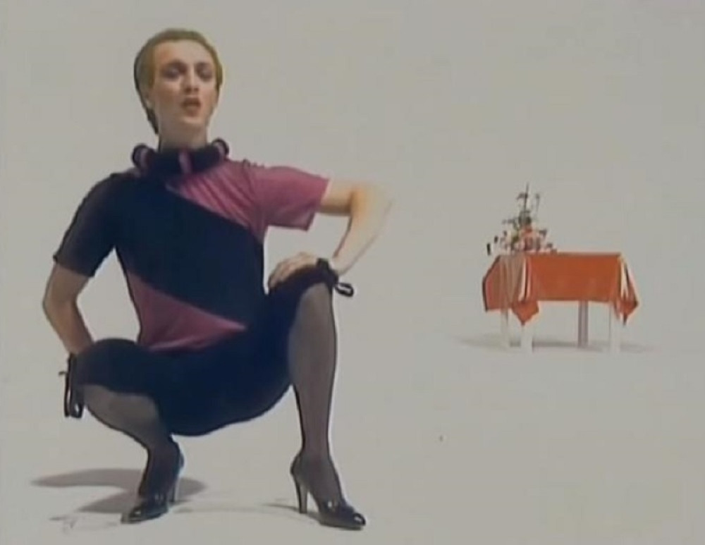 NAJVEĆI SKANDAL U ISTORIJI DRUGOG PROGRAMA! Olivera su prolaznici pljuvali i vikali mu da je peder*ina, a sve zbog jedne emisije!