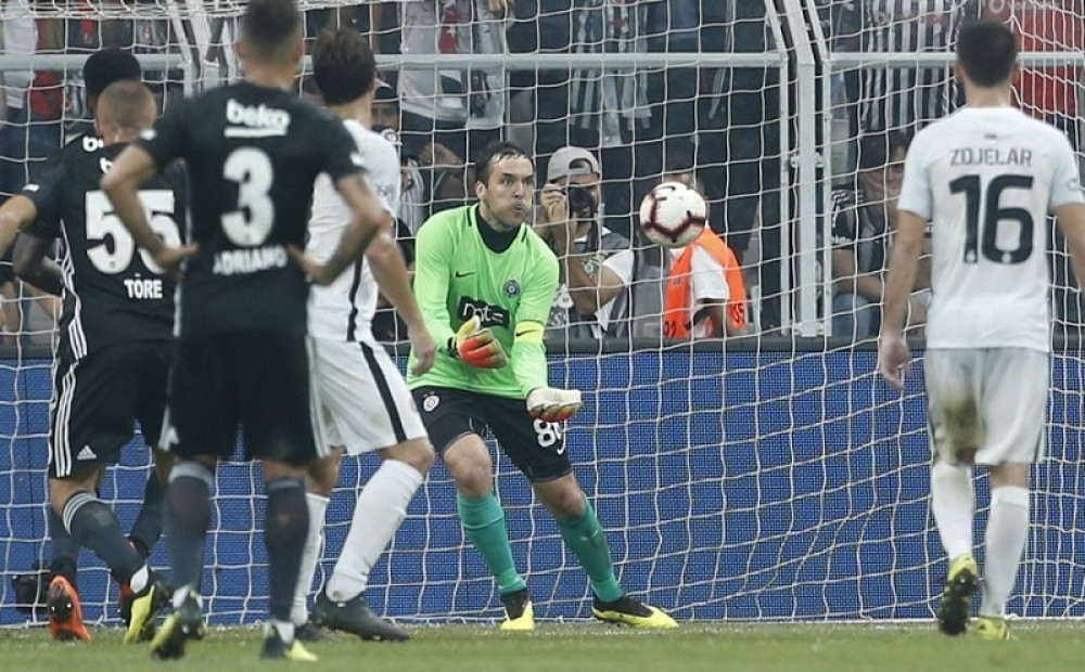 OZBILJNA SITUACIJA! Evo šta sve Stojković mora da uradi kada pokrene postupak za odricanje od srpskog pasoša! BRUTALNO JE!