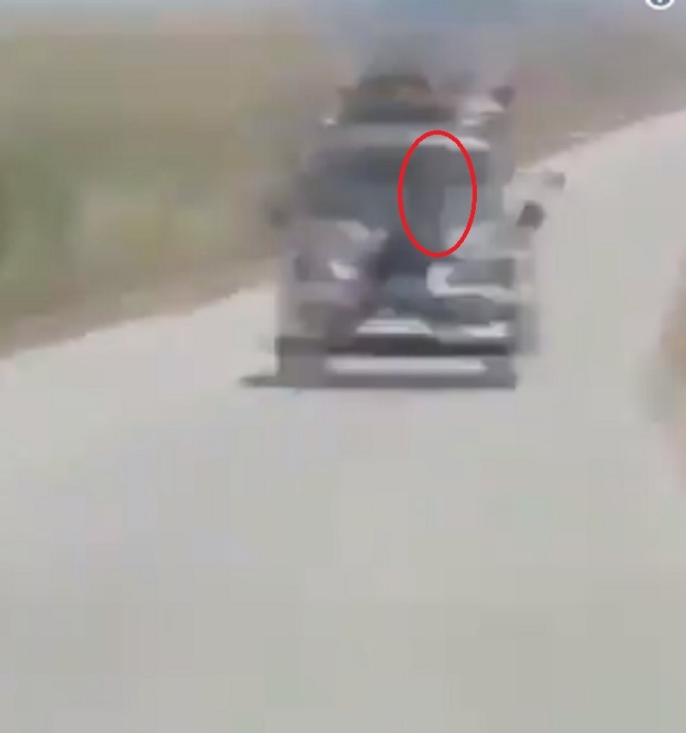 UZNEMIRUJUĆ VIDEO! Otac vezao ćerku za automobil i provozao je po lokalnom makadamu