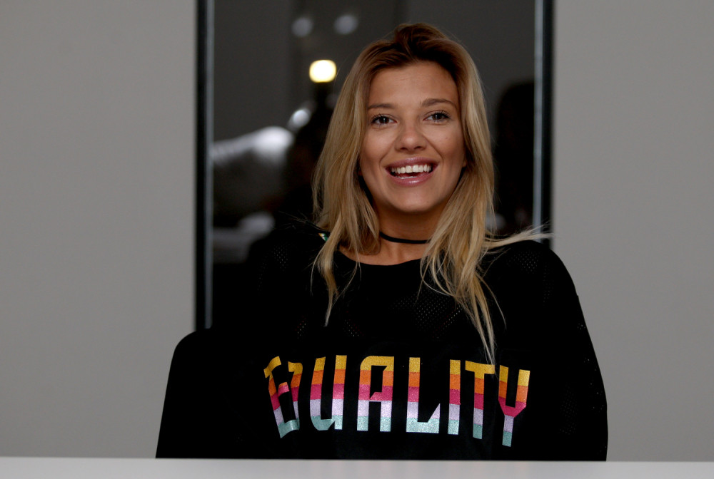 FUDBALER NEDAVNO UHVAĆEN S KIJOM, A SADA ULAZI U ZADRUGU 2! Devojke će odlepiti za njim! (FOTO)