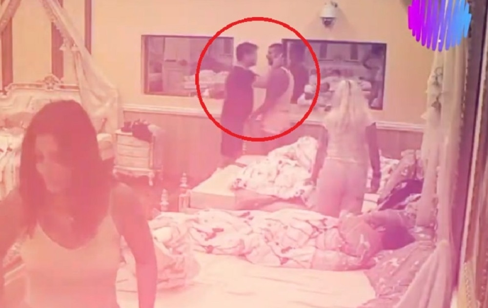 PONOVO TUČA U PAROVIMA, IVAN IZGUBIO KONTROLU! Usred noći NAPAO LAKIĆA, nisu mogli da ga obuzdaju!