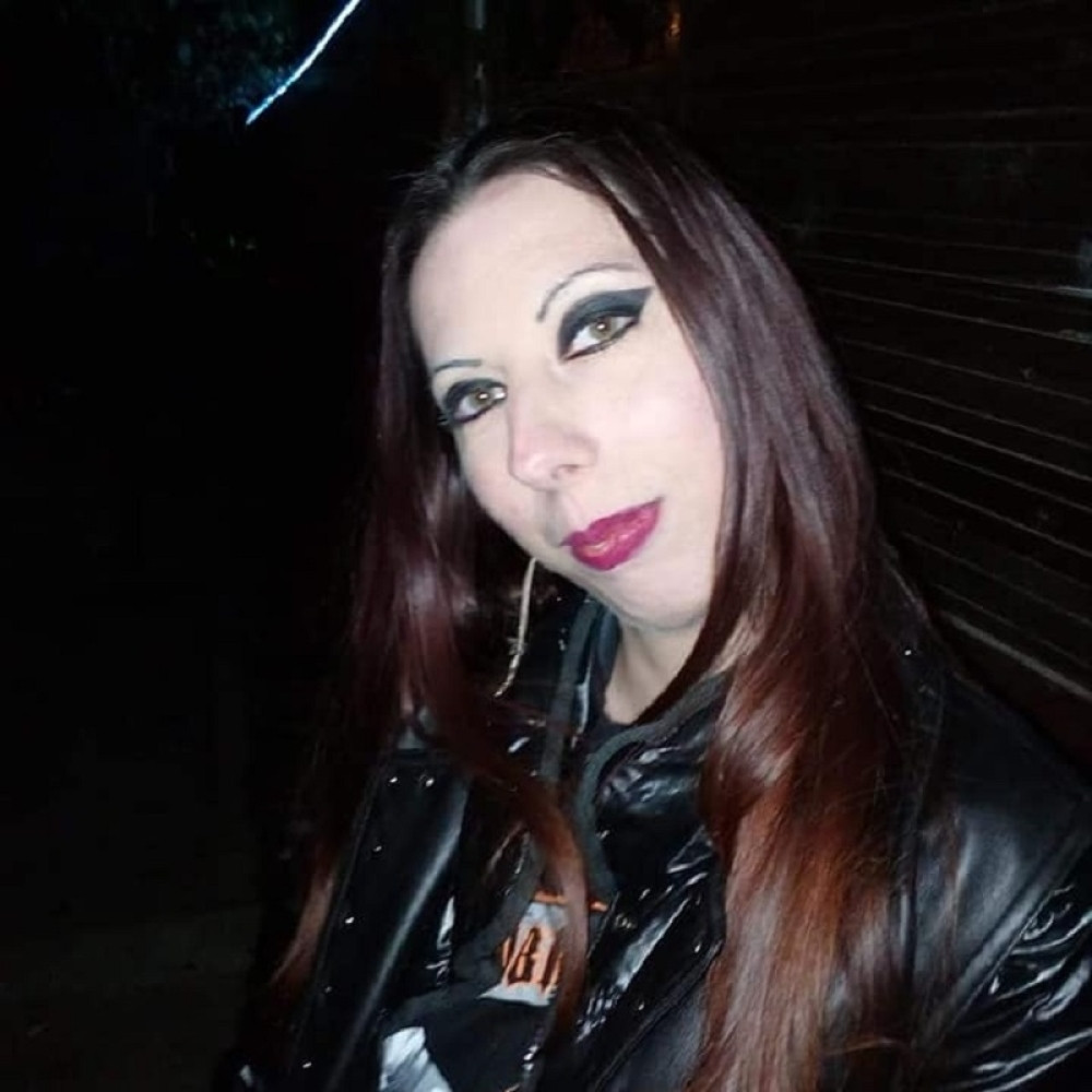 JEZIVE KNJIGE SLUTILE NA ZLO Majka (26) osmomesečnih bliznakinja obesila se kod Zrenjanina uoči proslave!