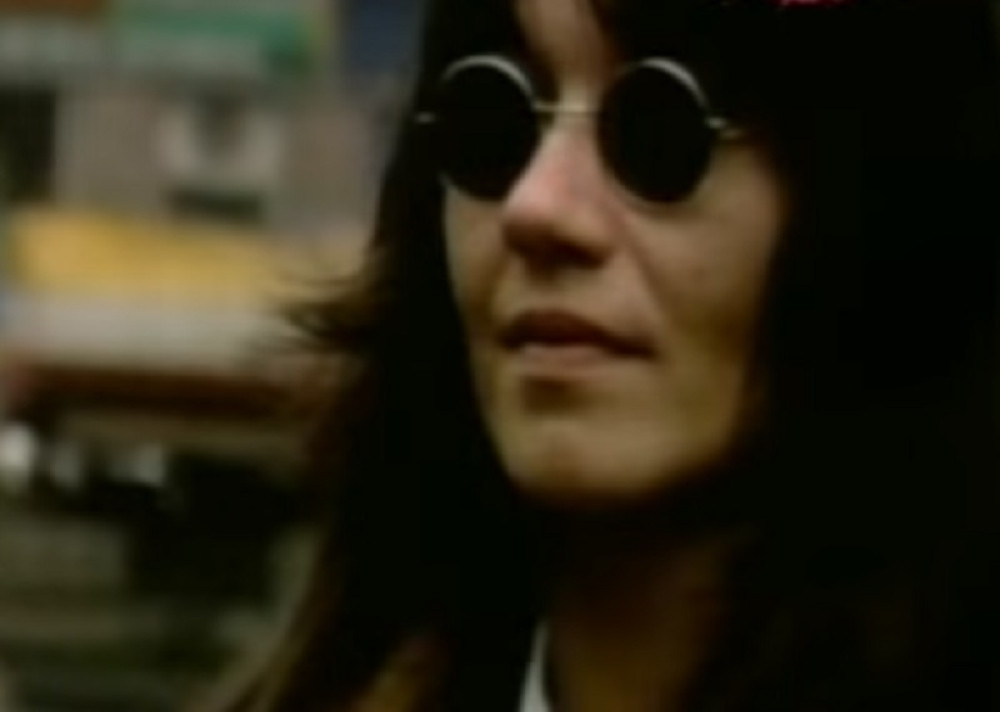 Pre 18 godina napustila nas je jedna od najvećih! (VIDEO)