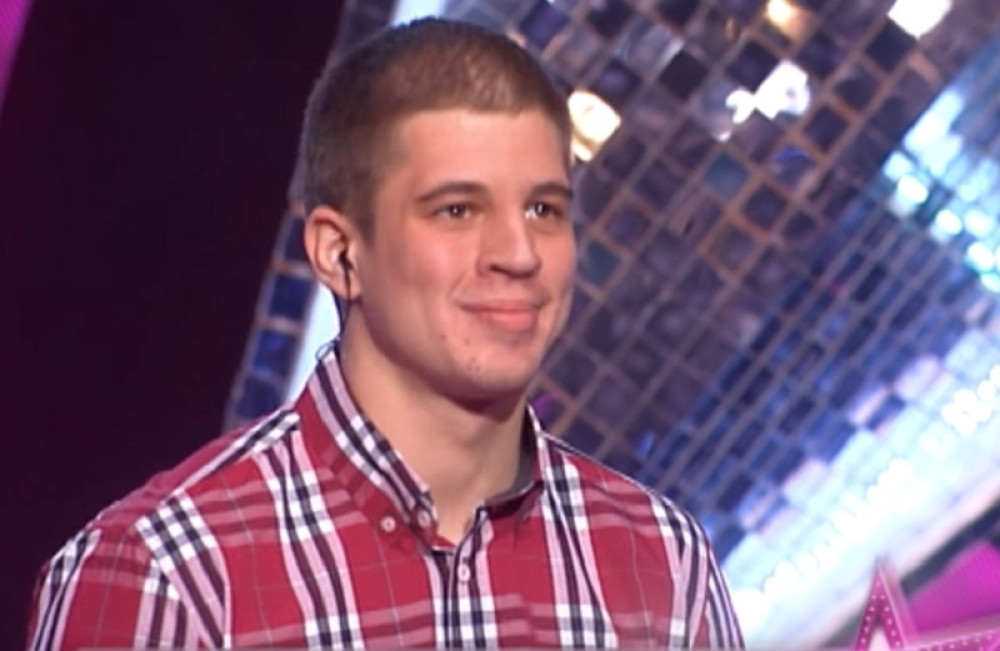 Marko se ne odvaja od majke u ovim bolnim trenutcima! Pokojni otac mi samo ovo govorio!