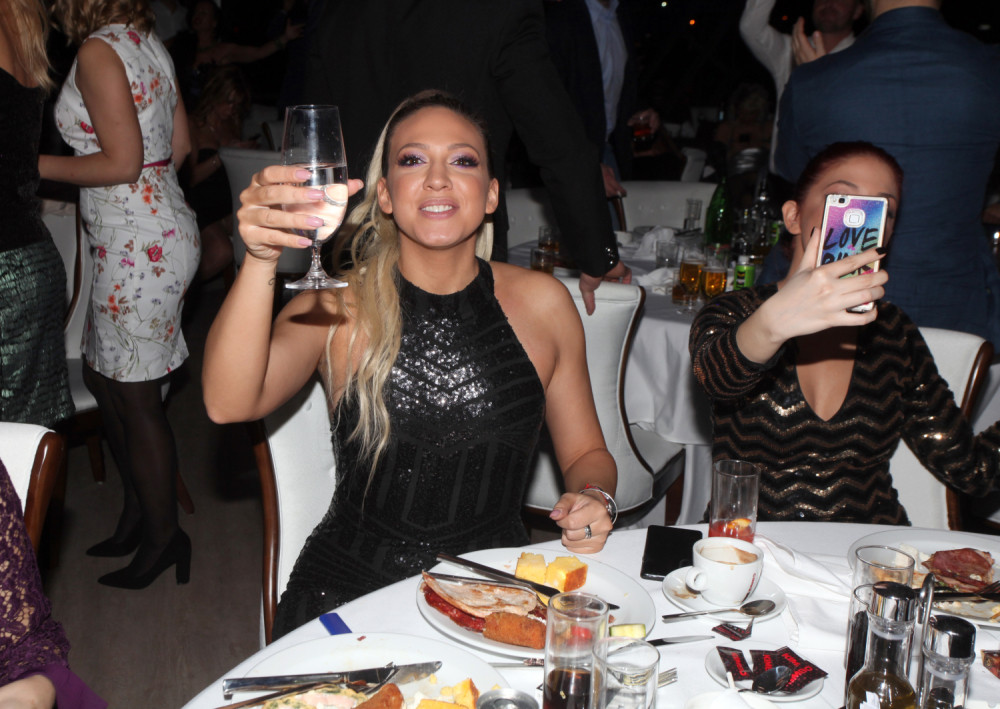 SVADBA JE SAD U SEPTEMBRU! Milica podelila divne vesti: Sa mnom si u dobru i zlu, znaš sve moje mane, vrline i tajne, volim te...