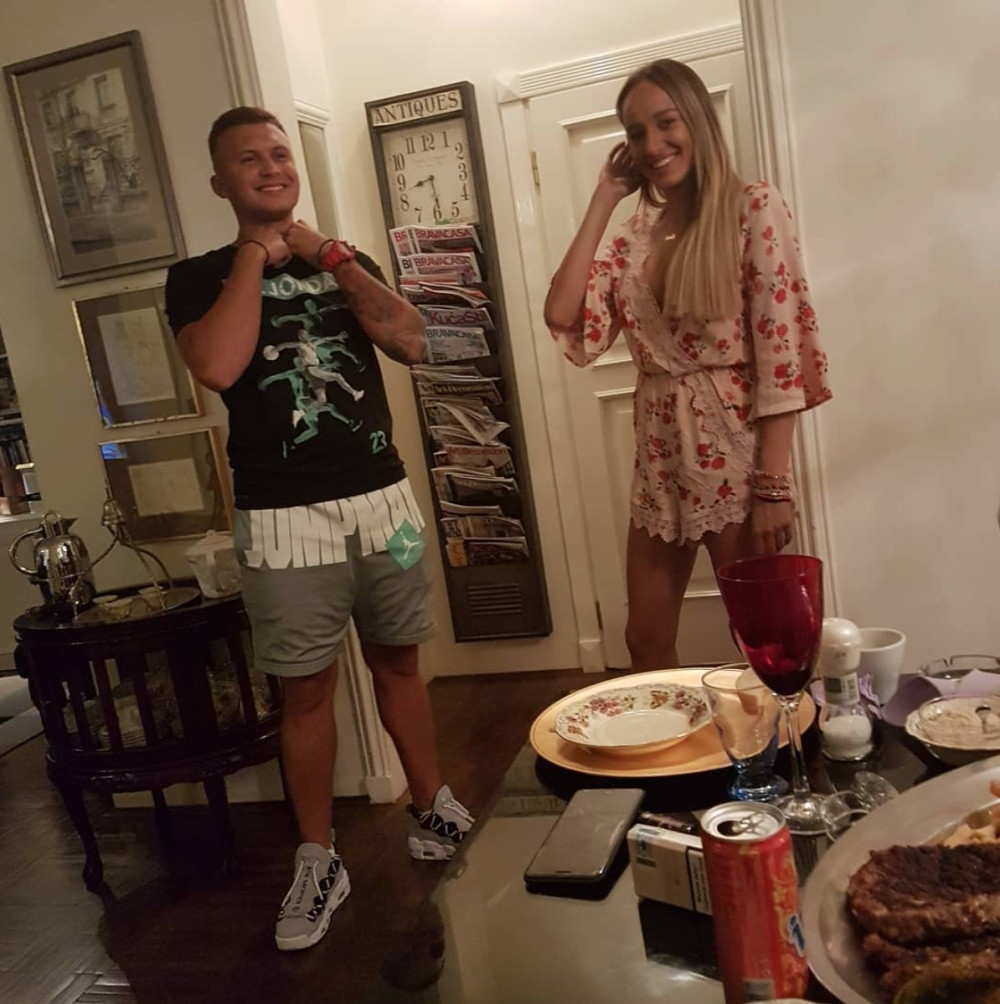 Luna bila u vezi sa Stefanom Karićem?! Njegov otac priznao sve, pa otkrio zašto ga je razočarala!