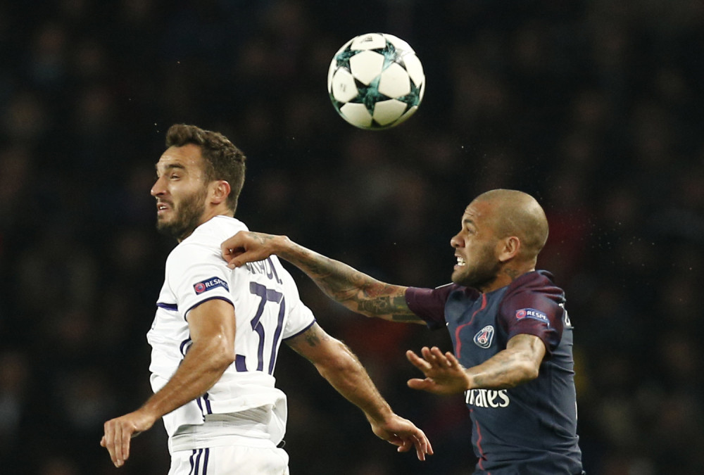 Ivan Obradović jedva PREŽIVLJAVA u Belgiji, pozajmljuje novac od saigrača!