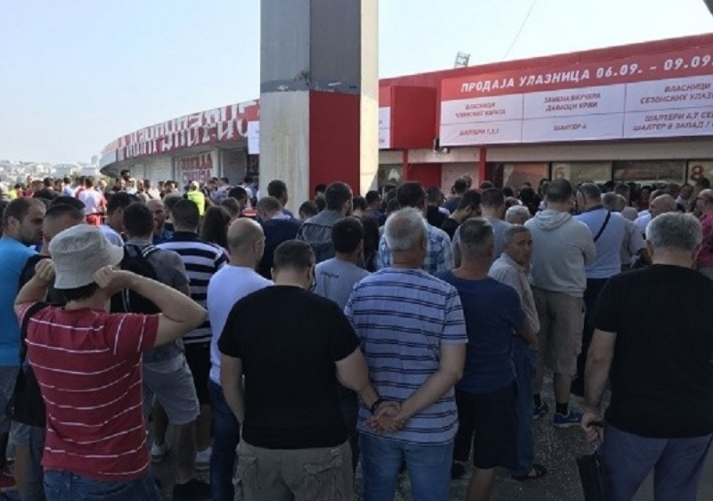 Nikad veća gužva pred stadionom Zvezde, RED DO AUTOKOMANDE!