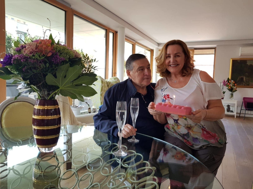 ZAVIRILI SMO NA ANINU INTIMNU PROSLAVU: Pevačica slavi rođendan, Mrka je ljubi, ali svi gledaju kako čarobno izgleda njihovo ljubavno gnezdo!