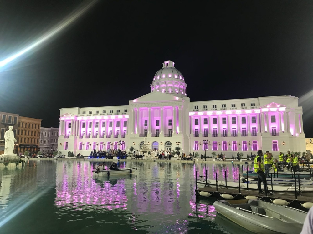 U Zadrugu 3 ulazi bivši dečko predsednikove ćerke! (FOTO)