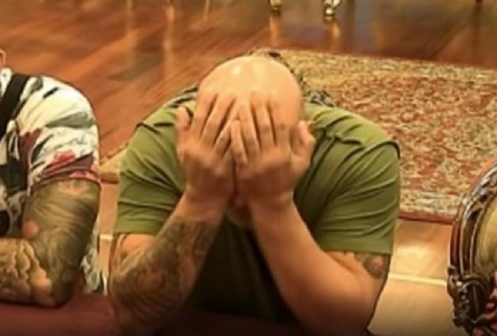 Srpski pevač odrastao u velikoj nemaštini! Majka ga je napustila, završio iza rešetaka, a onda je pozajmio 1.000 maraka i sve se promenilo!