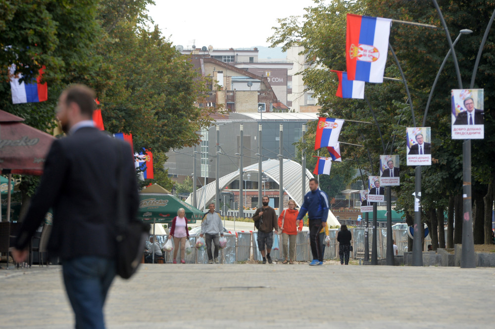 Sve spremno za dolazak Vučića, pogledajte kako izgleda Mitrovica od jutros!