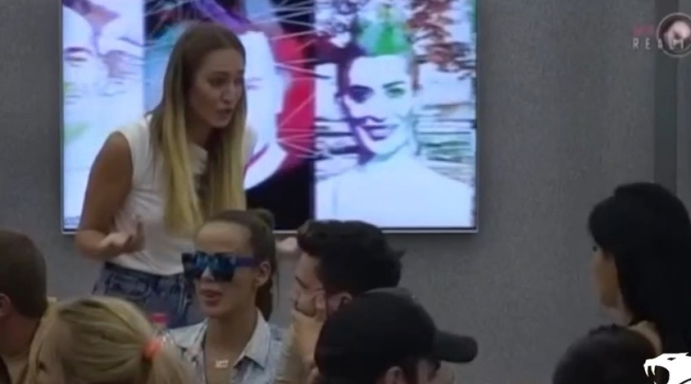 KOSA NIKAD PRLJAVIJA, A TEK LICE DA JOJ VIDITE... Luna u do sada neviđenom izdanju!