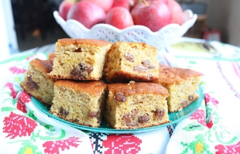 ALO! BAKINA KUHINJA Obavezno probajte SLATKU PROJU sa medom i jabukama jer se ovaj ukus ne zaboravlja!