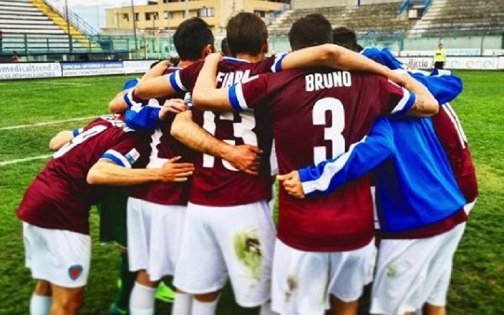 Italijanski trener POGINUO, fudbaler teško povređen u nesreći (FOTO)