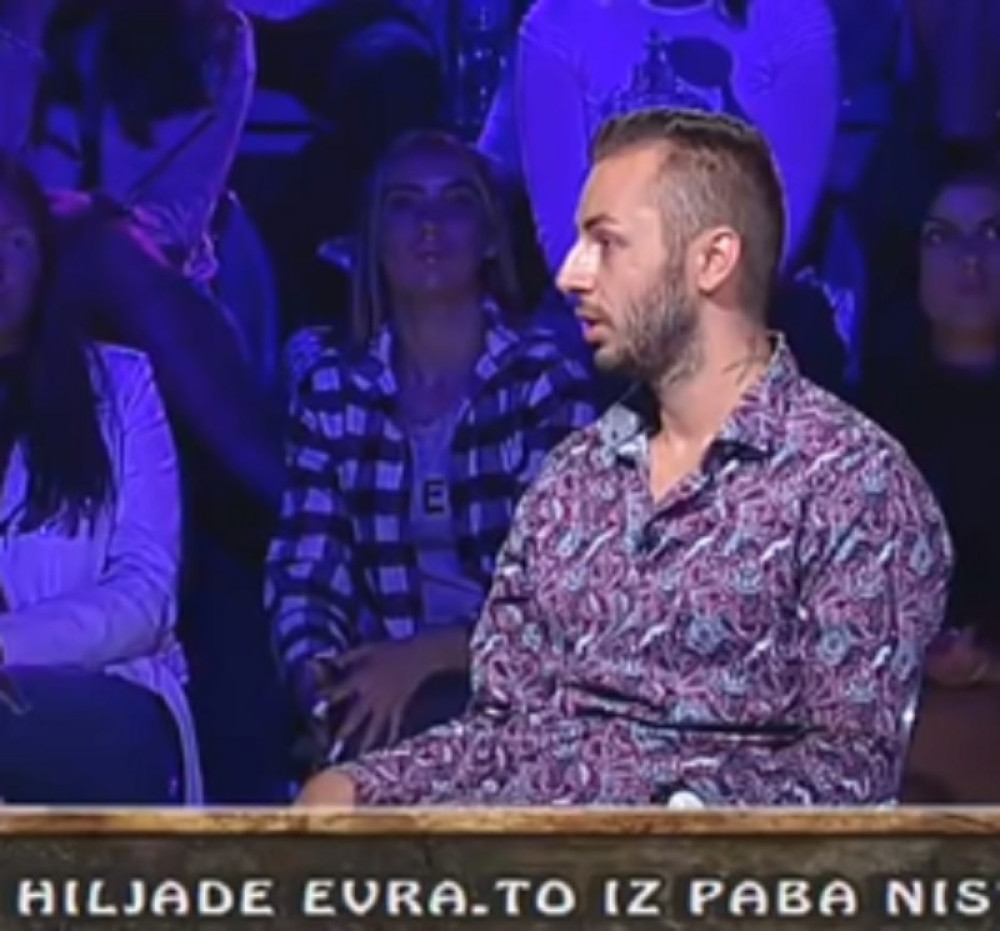 FRIZER JE PRVI NAPUSTIO "ZADRUGU 2" Opleo po Luni, pa otkrio nepoznate detalje iz rijalitija, ali i iz njenog privatnog života! (FOTO)
