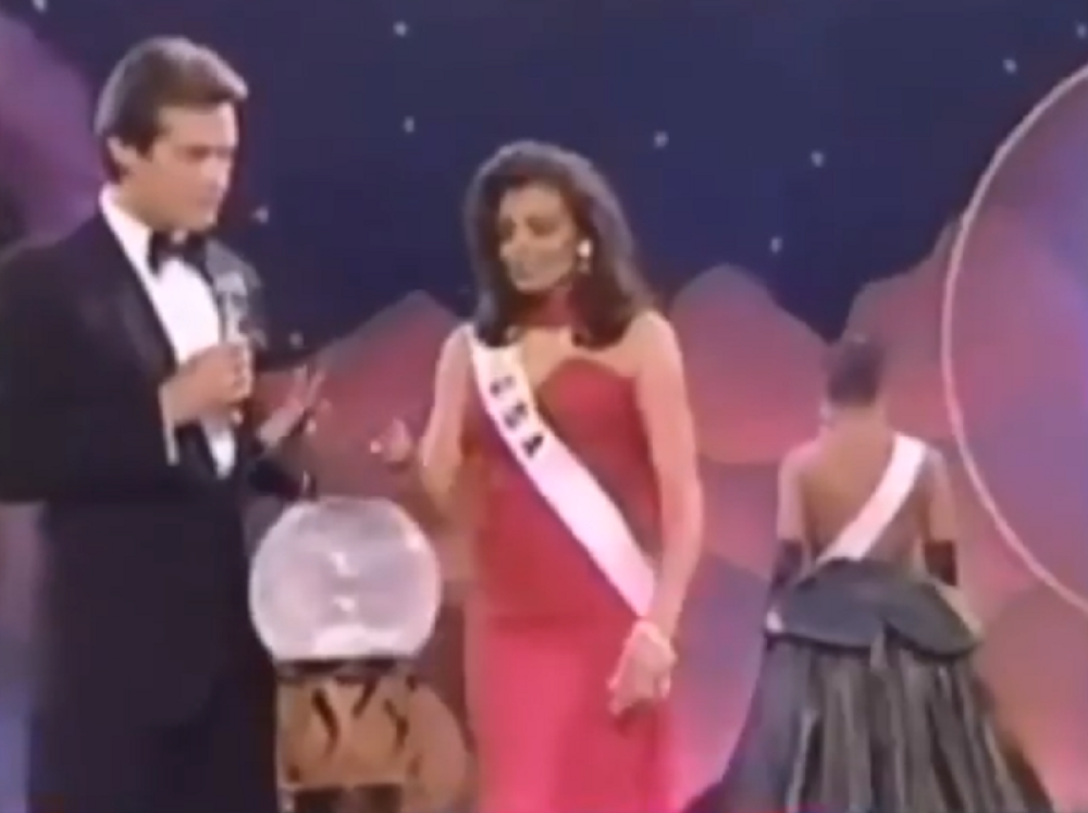 TUŽNE VESTI: Prelepa misica preminula od raka jetre!