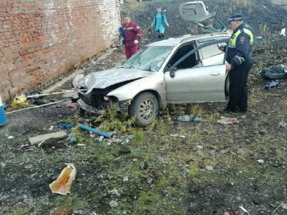 Mladiću se metalna cev zabola u srce i probila mu grudi (UZNEMIRUJUĆ FOTO 18+)