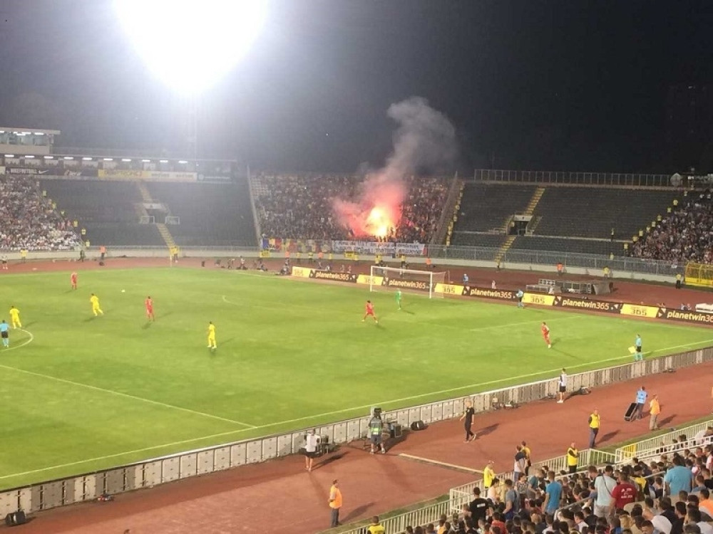 DA SE NAJEŽIŠ: Rumuni skandirali "Kosovo je srce Srbije", usledio je delirijum