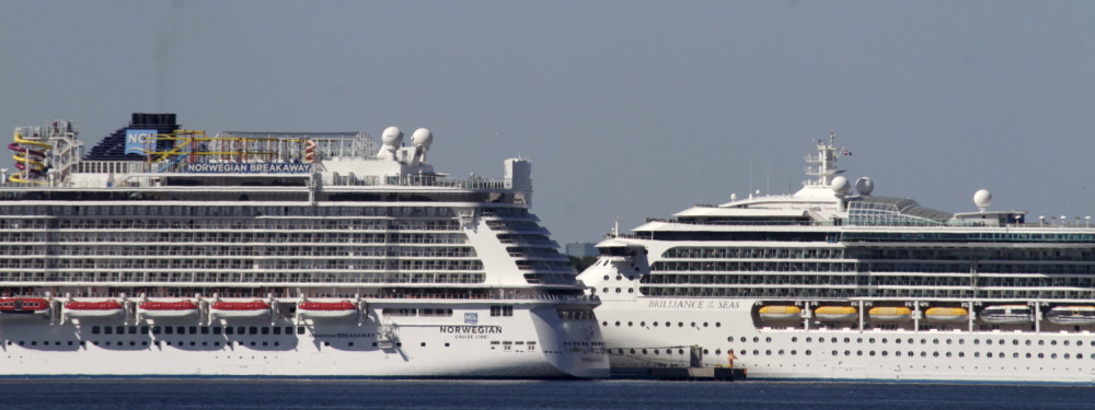 Crnogorac skočio sa broda, spasioci posle 24 sata obustavili potragu i javili porodici SUMNJIVE VESTI!