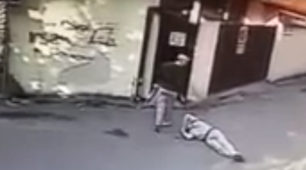 Baba pucala u vrat i stomak, pa ga overila u glavu, ubila ga kao PROFESIONALAC