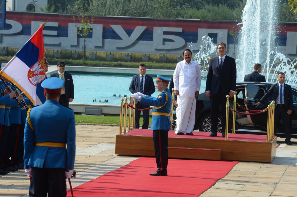 Vučić se sastao sa Naiduom