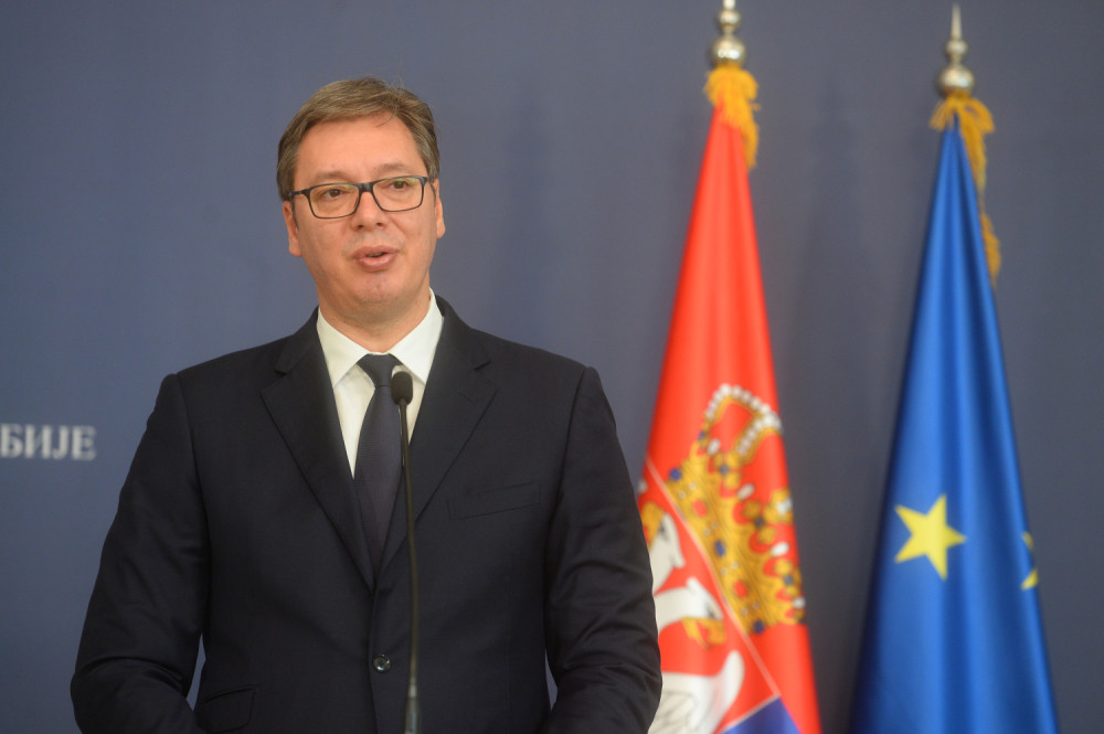 PREDSEDNIK SRBIJE SE VEČERAS OBRAĆA NACIJI Vučić sada obilazi Vojsku Srbije
