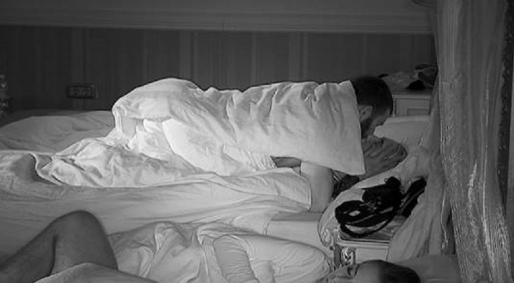 NAKON SE*SA POČELA DA PLAČE! Skandal u vili "Parova"! Ovo do sada niste videli!