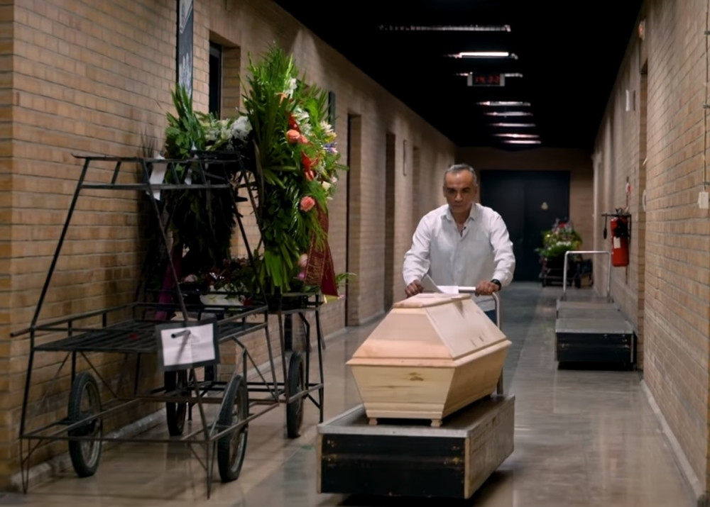 Pričaju da spaljujemo tela na gomili, odjednom... OVO JE PRAVA ISTINA!