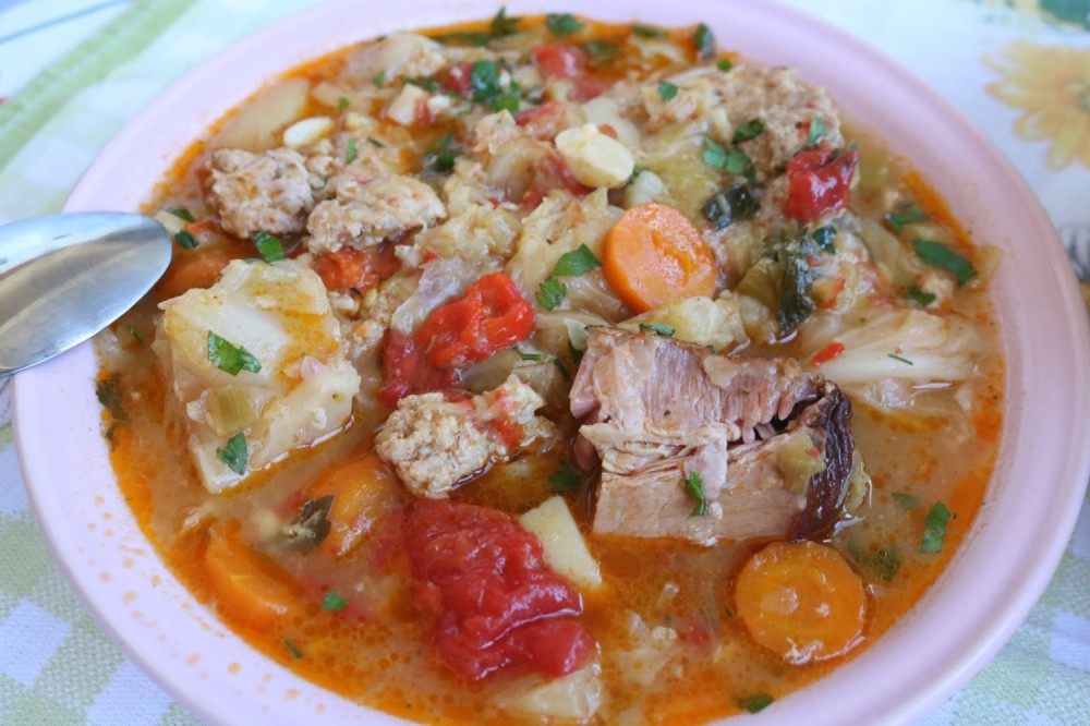 Sladak kupus sa mlevenim mesom i suvom slaninicom - PREPUN VITAMINA!