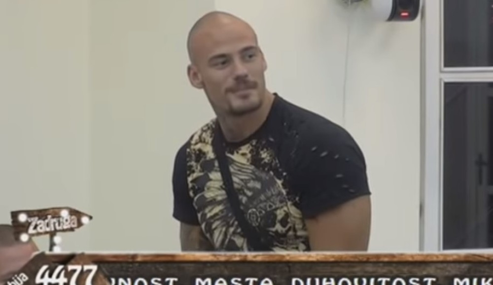 Srbija ga satanizovala zbog vica o maloj Milici! Druži se sa starletama, a još je gore šta mu je devojka rekla u programu uživo