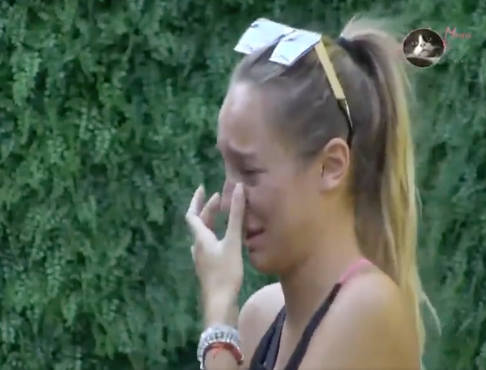 "KLEO SE U MENE, PA ME ŠUTNUO KAO KERA" Luna ne može da izdrži bol, stanje je SVE GORE! UKUĆANI U PANICI! (VIDEO)