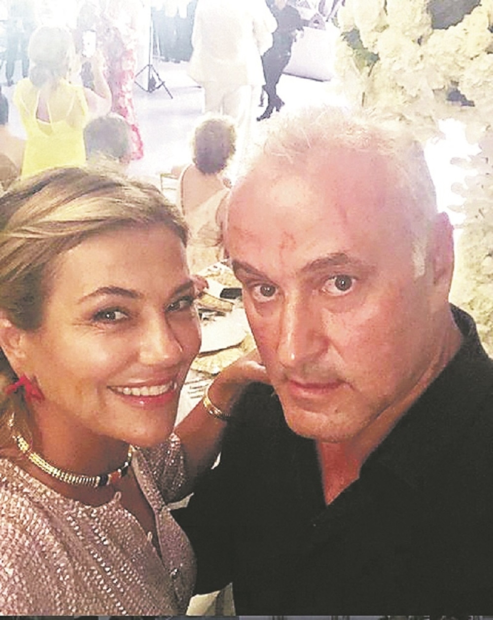 PRSTEN OD 36.000 EVRA Naša bivša voditeljka ne štedi, muž joj ispunjava sve želje!