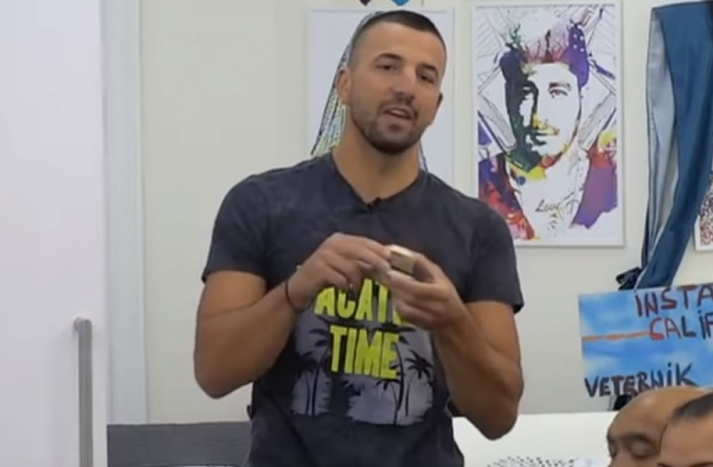 Bili su najbolji drugovi u Zadruzi, a sada nastao haos: Evo šta je Tomović uradio i Stefanu i Osmanu