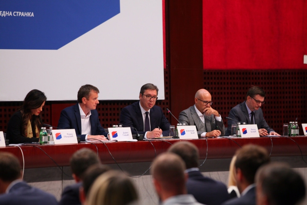 Sprema se VELIKA ČISTKA među naprednjacima!