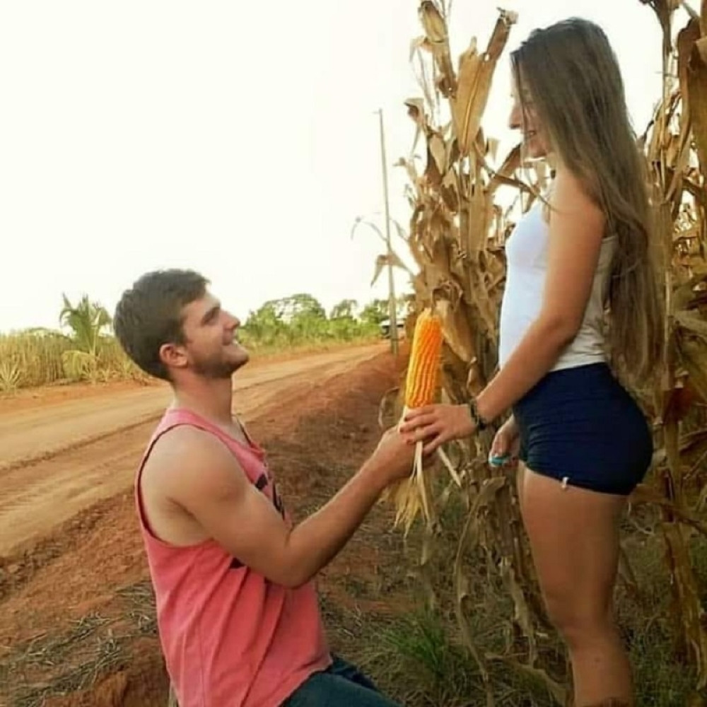 Umesto prstena - kukuruz (FOTO)