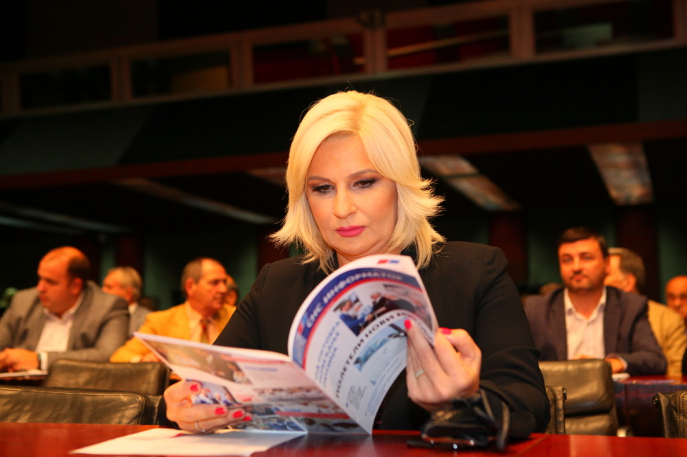 Novi rat! Zorana opelela po Gojkovićevoj: Skupština je važna, a Maja je prolazna!