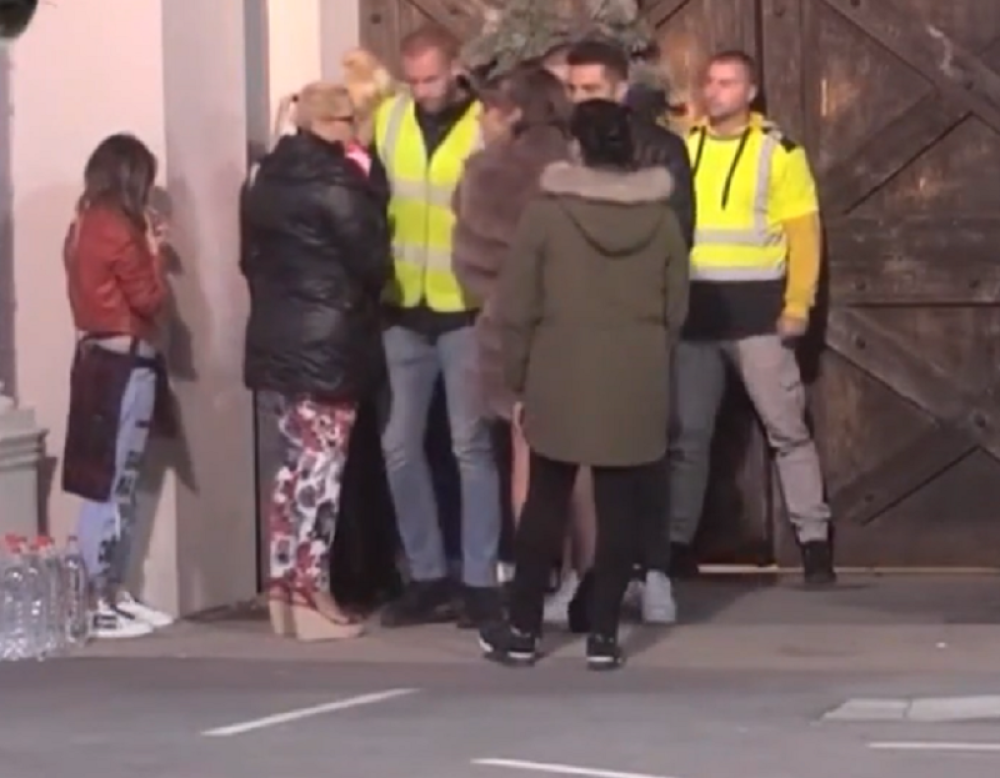 LUNA IZUDARALA MILJANU U GLAVU! Mamu da mi pominješ, pi*ka ti materima, razvaliću te!