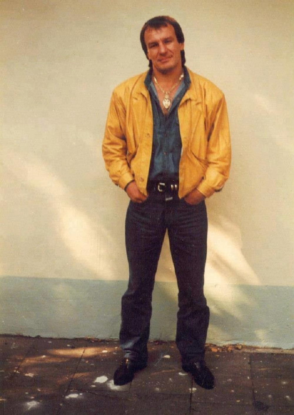 Nije mogao da ima s*es za ženom dok je ne prebije! Svi ga znali kao opasnog siledžiju, a onda se dogodio kobni susret ispred suda!