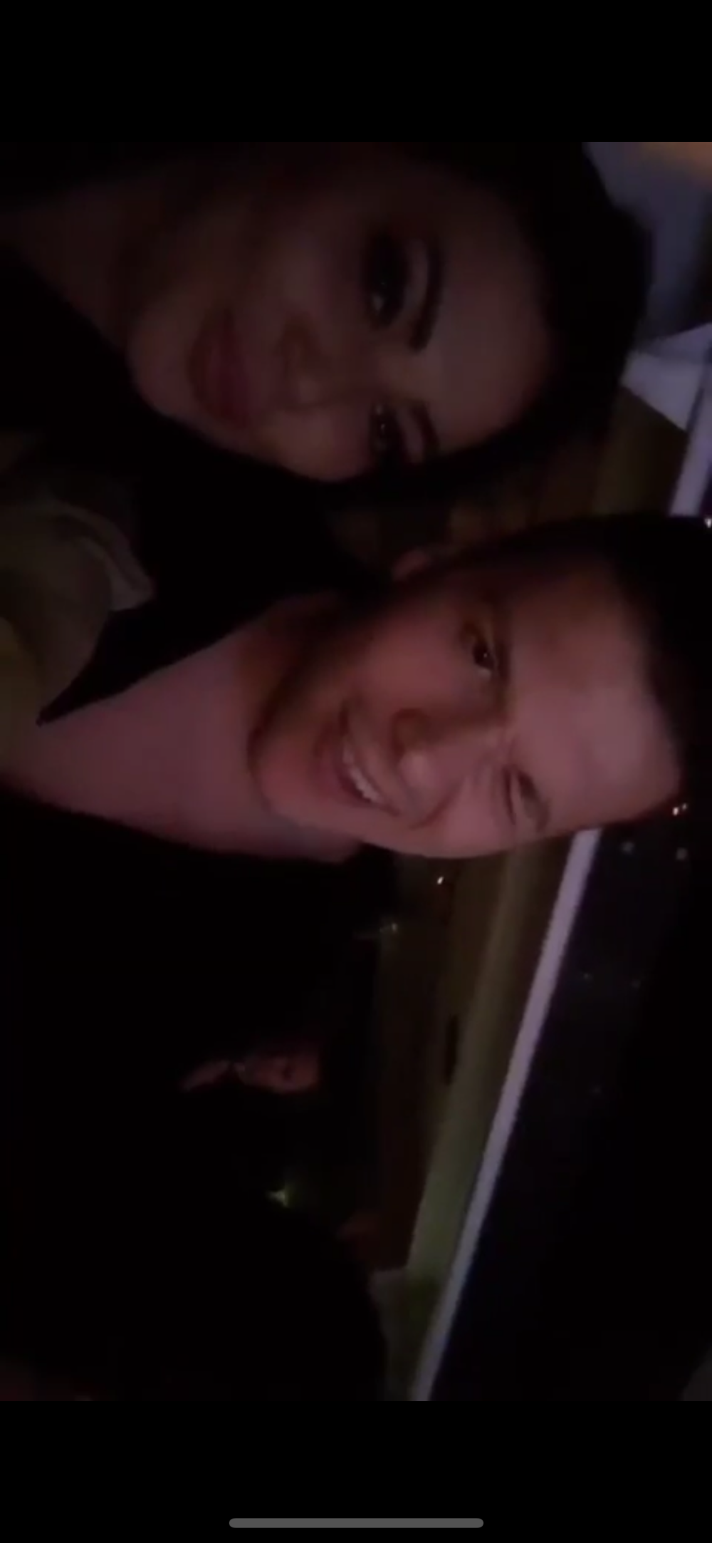 SLOBA PROVEO NOĆ SA PORNO GLUMICOM! Ona je dobijala STRAVIČNE PRETNJE SMRĆU i poruke upozorenja da će otići u pakao (FOTO)