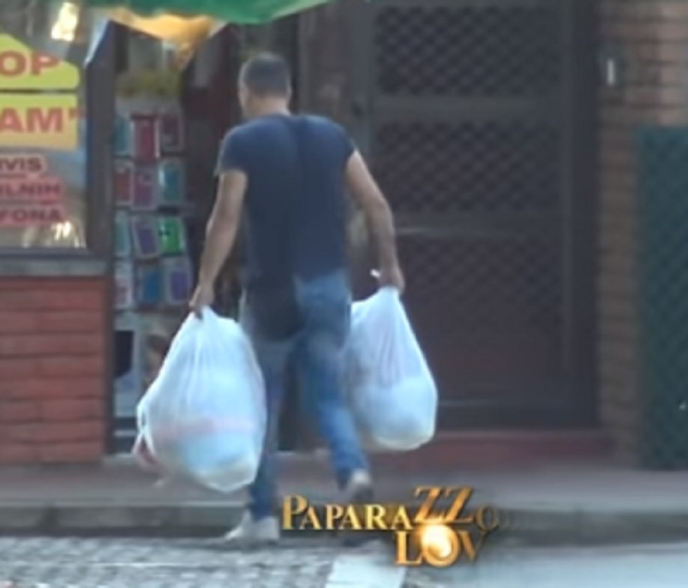 ISPLIVAO SNIMAK! Gagi Đogani uhvaćen kako u kesama nosi Lunine stvari iz stana, evo gde ih je poneo!