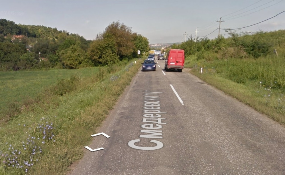 Upucao čoveka iz vozila u pokretu i pobegao