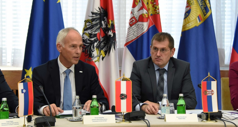 Rebić: Uspešno se borimo protiv trgovine ljudima