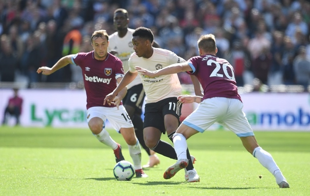 Lupili ga i "čekićari" PO GLAVI, da li je Murinjo BIVŠI, da li će POSLE OVOGA da popije pedalu? (FOTO + VIDEO)