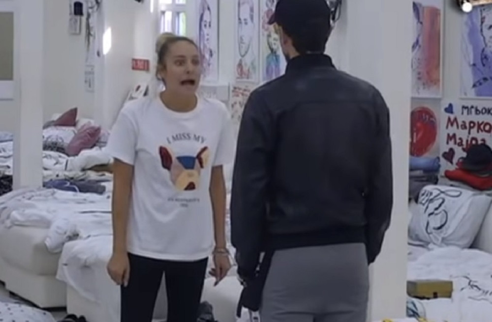 "TI SI KU*AC!" Luna nasrnula na zadrugara, morali su da ih razdvajaju! A tek šta joj je rekao za Slobu...