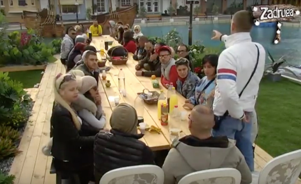 ON VEČERAS ULAZI U ZADRUGU Napraviće haos, devojke će odlepiti za njim!