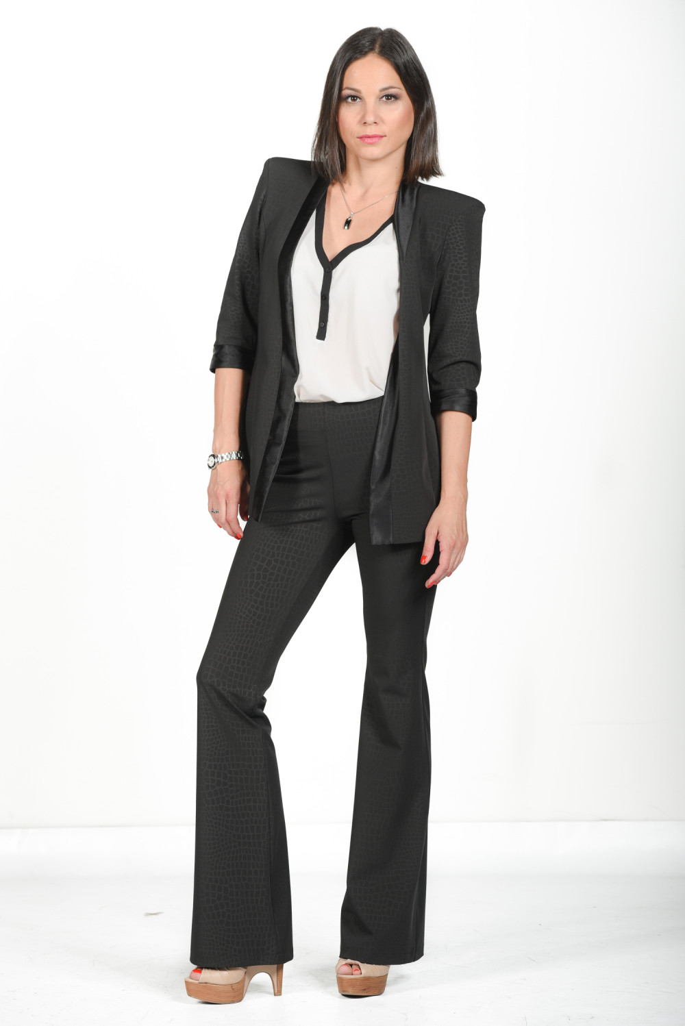 JEDNA OD OMILJENIH GLUMICA OTKRIVA VELIKE TAJNE Evo kako je upoznala muža i koliko im je teško u braku!