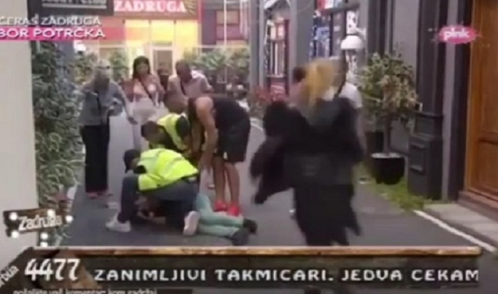 HITNA POMOĆ U ZADRUZI! Samo se strovalila na pod, vadili joj jezik!