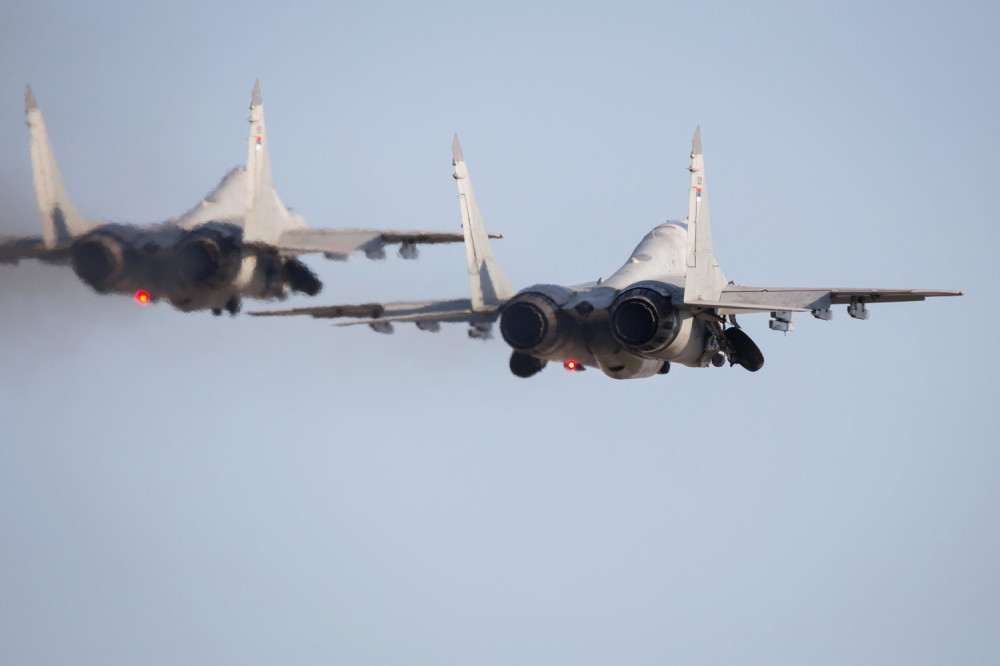 "Migovi" tutnjali nebom nad Srbijom tokom zajedničke vežbe srpskih i ruskih pilota, pogledajte spektakularne snimke! (FOTO + VIDEO)